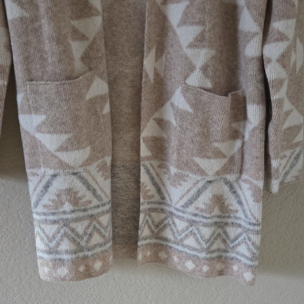 Frye Beige and White Geometric Cardigan - Picture 4 of 5